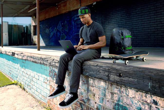Educación física Razer personaliza tu espada 14 un color 222R1 computadora portátil