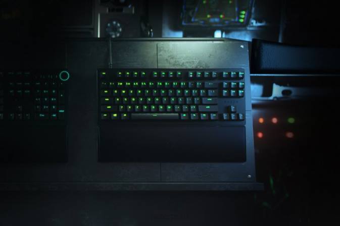 educacion fisica Razer Huntsman v2 tenkeyless - interruptor óptico con clic - EE UU negro 222R71 teclado