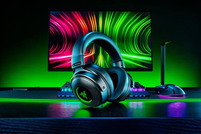 educacion fisica Razer kraken v3 pro un color 222R94 audio de juegos