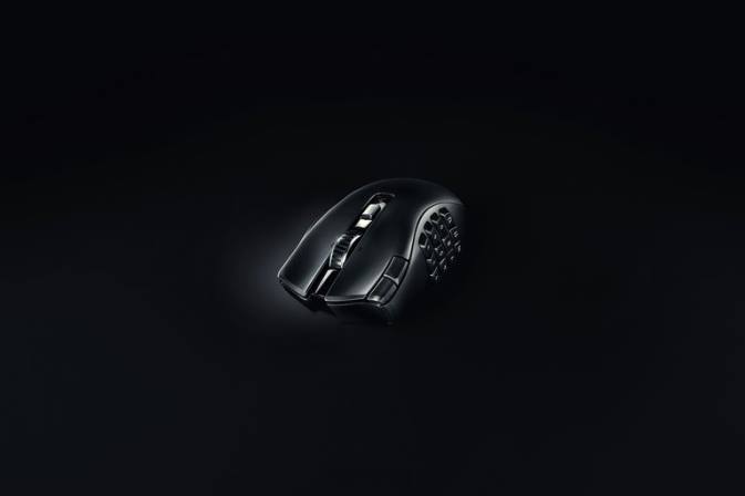 educacion fisica Razer naga v2 hipervelocidad un color 222R46 ratones
