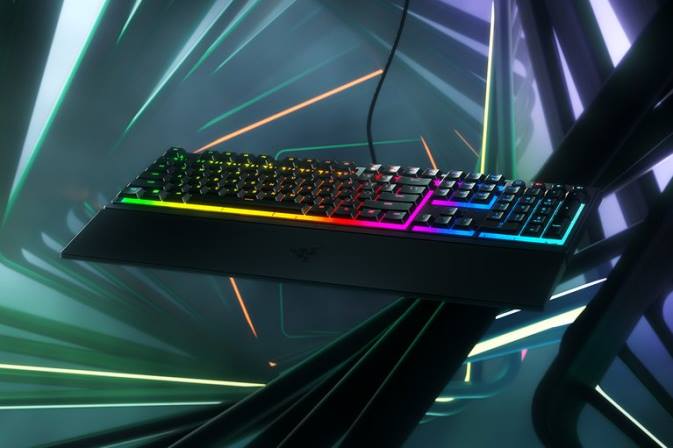 educacion fisica Razer ornata v3 - nosotros un color 222R75 teclado